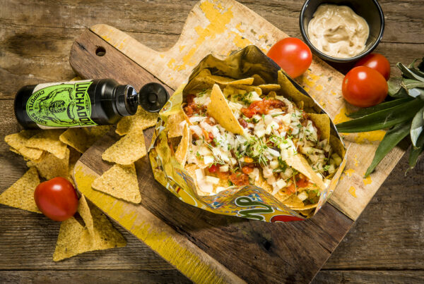 EL PIÑA LOCO – NACHO IN A BAG